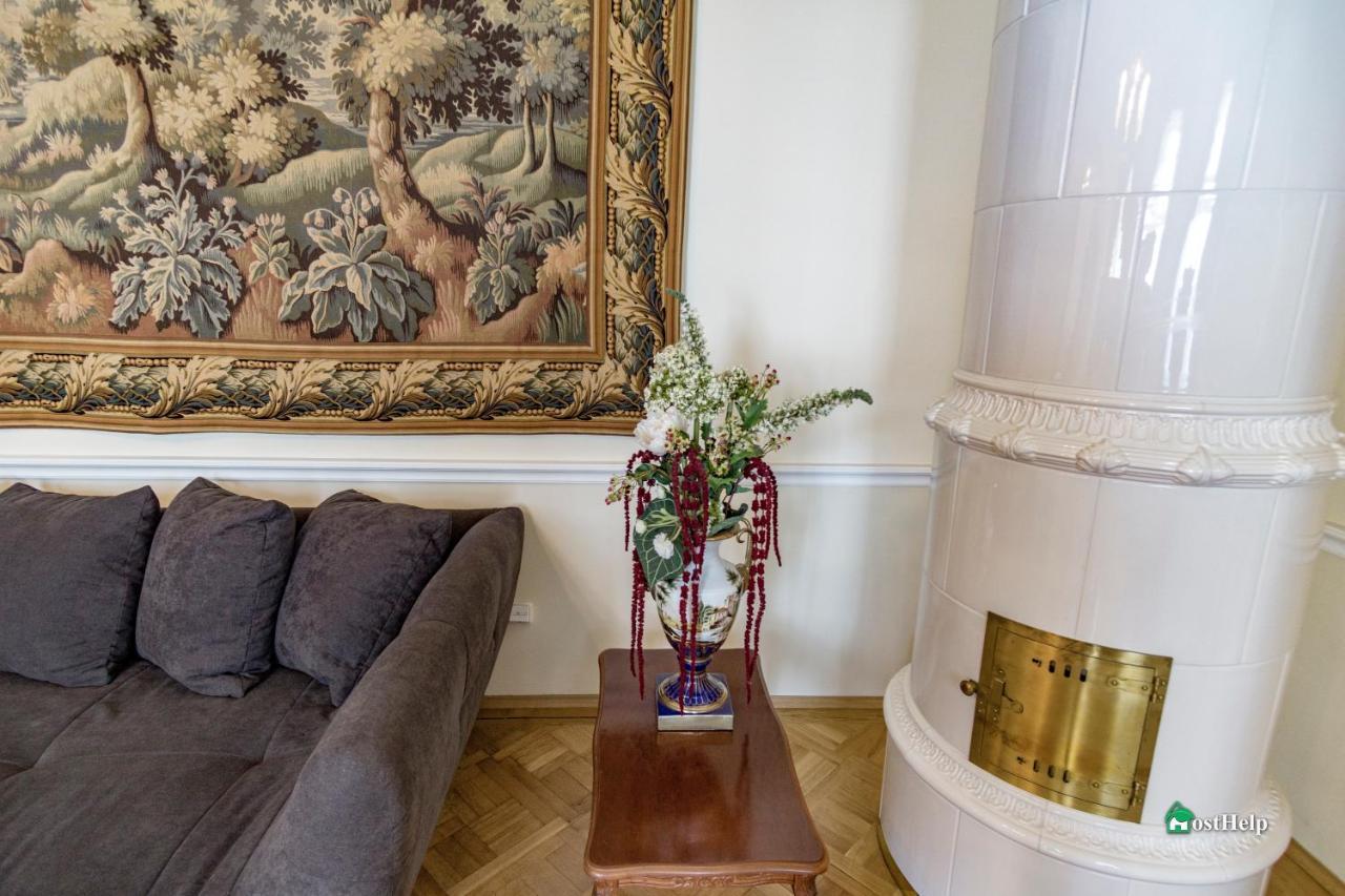 Two Bedroom Villa With Hot-Tub, Terrace And Garden, Wenceslas Square Praag Buitenkant foto