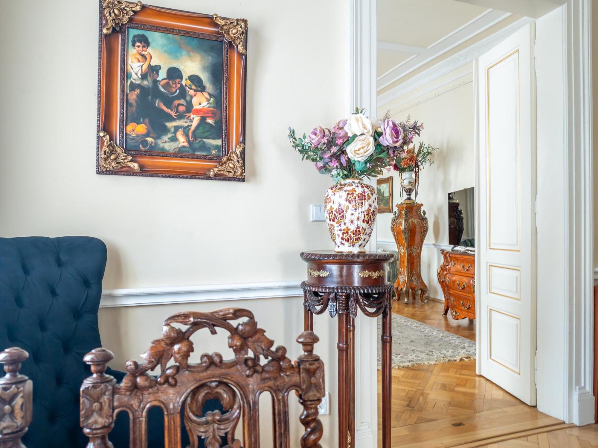 Two Bedroom Villa With Hot-Tub, Terrace And Garden, Wenceslas Square Praag Buitenkant foto