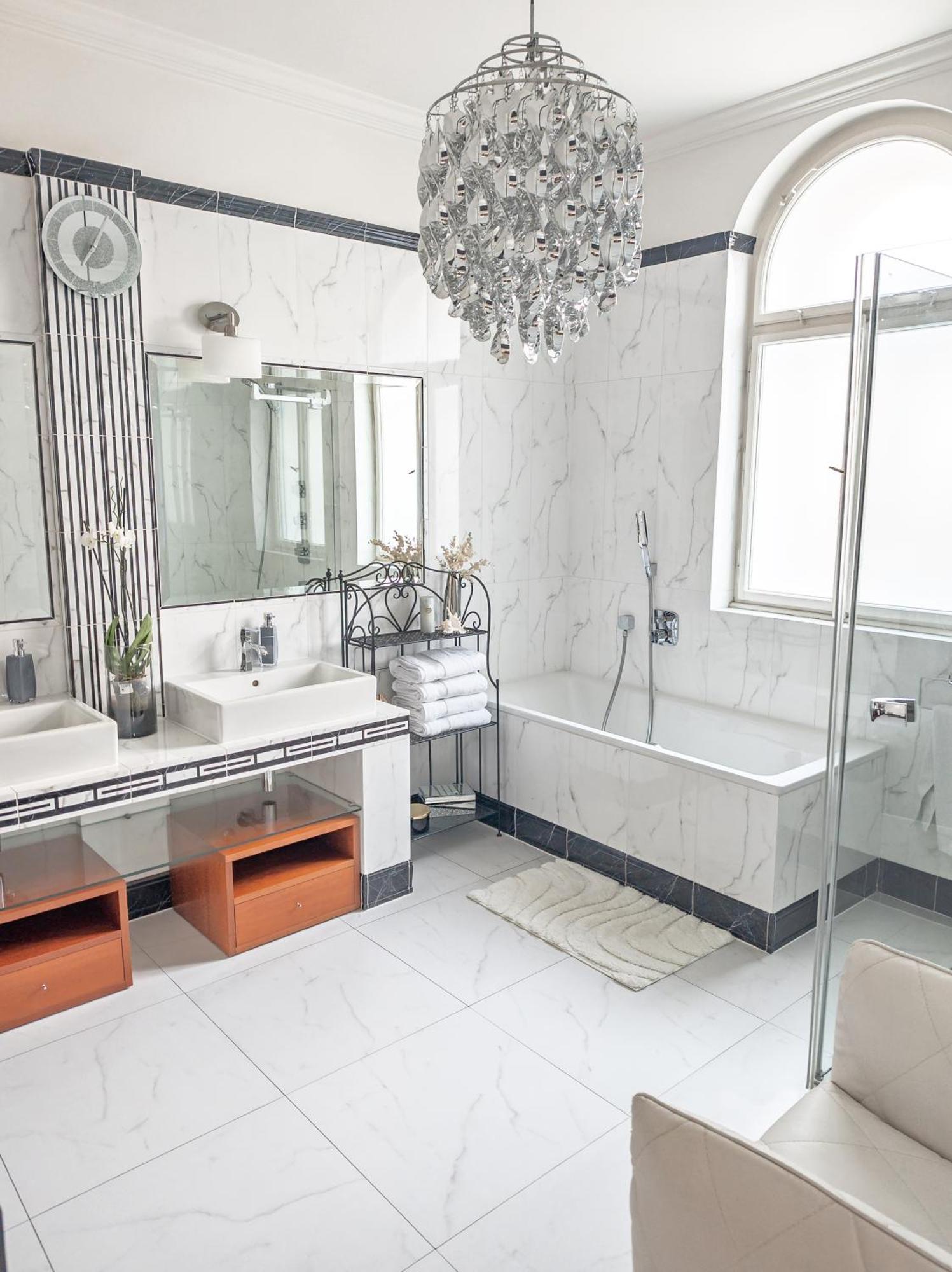 Two Bedroom Villa With Hot-Tub, Terrace And Garden, Wenceslas Square Praag Buitenkant foto