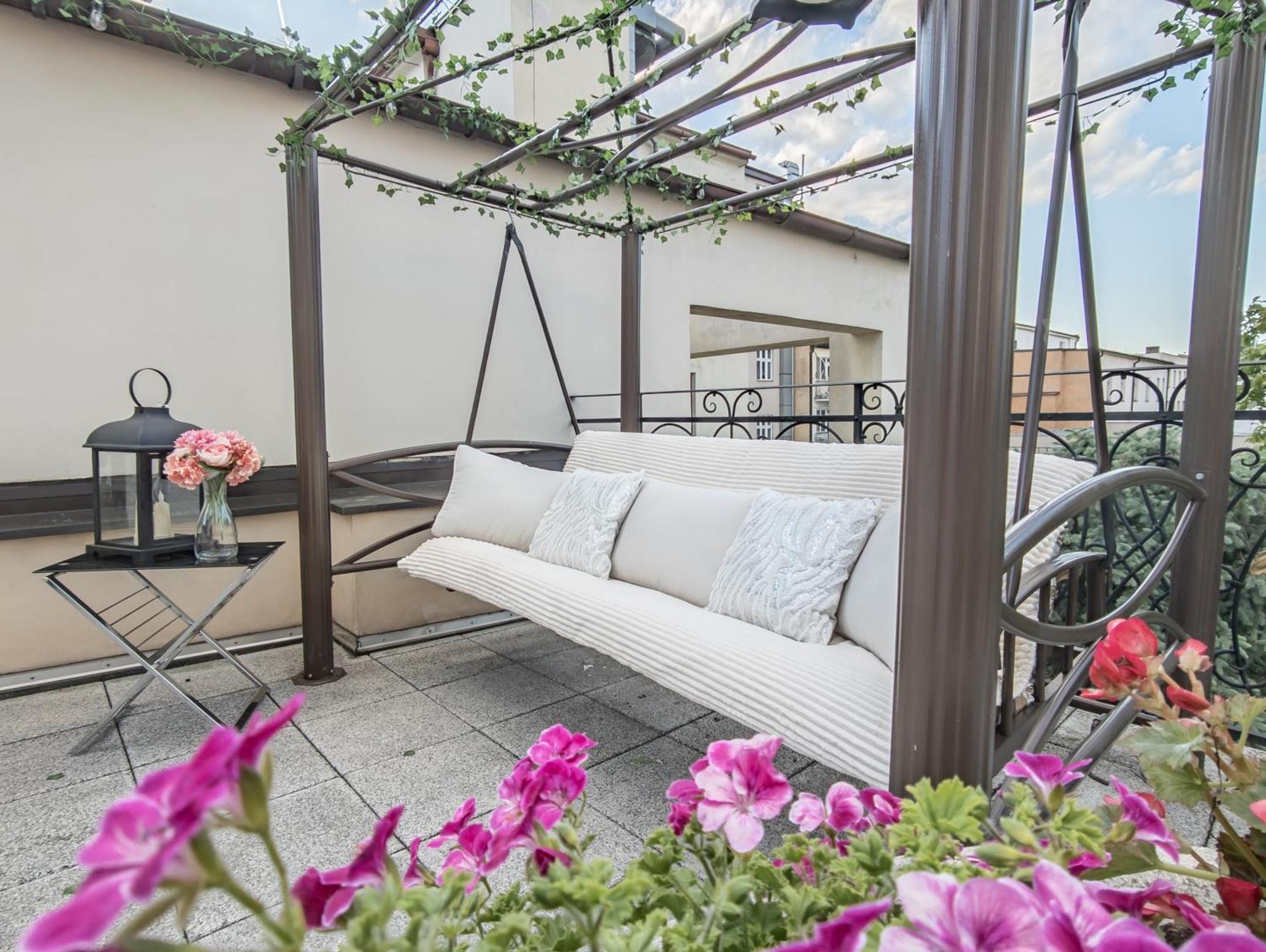 Two Bedroom Villa With Hot-Tub, Terrace And Garden, Wenceslas Square Praag Buitenkant foto
